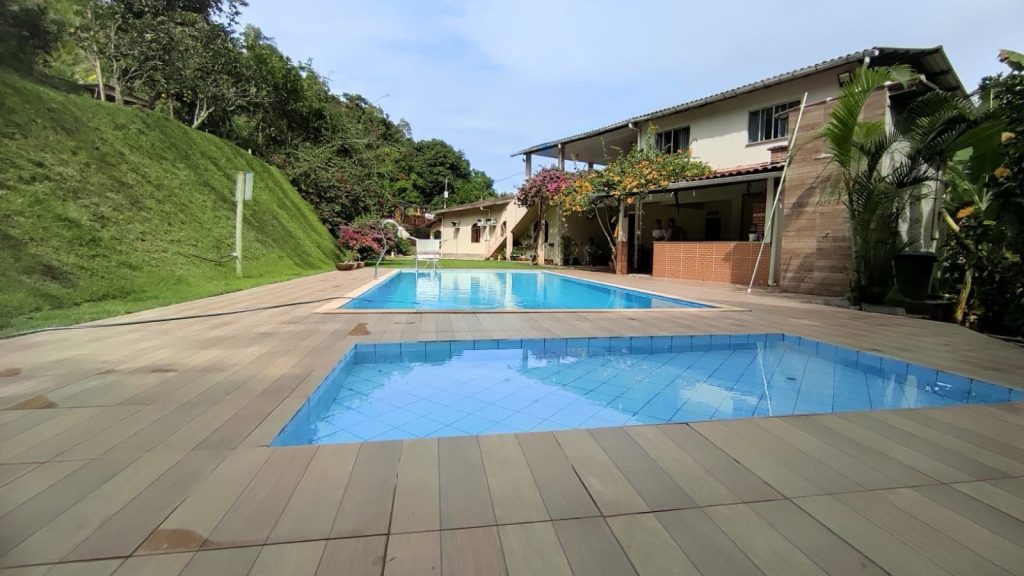 Magnífico sítio de 25.000 m². Localizado em Reta Grande, Guarapari/ES – Com Escritura e RGI. Magnífico sítio de 25.000 m². Localizado em Reta Grande, Guarapari/ES – Com Escritura e RGI.