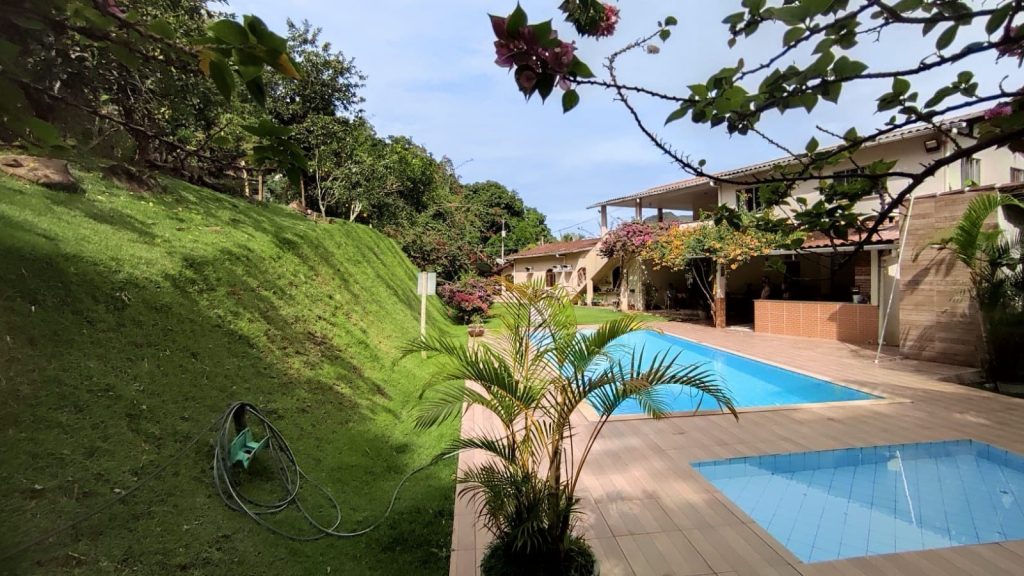 Magnífico sítio de 25.000 m². Localizado em Reta Grande, Guarapari/ES – Com Escritura e RGI. Magnífico sítio de 25.000 m². Localizado em Reta Grande, Guarapari/ES – Com Escritura e RGI.