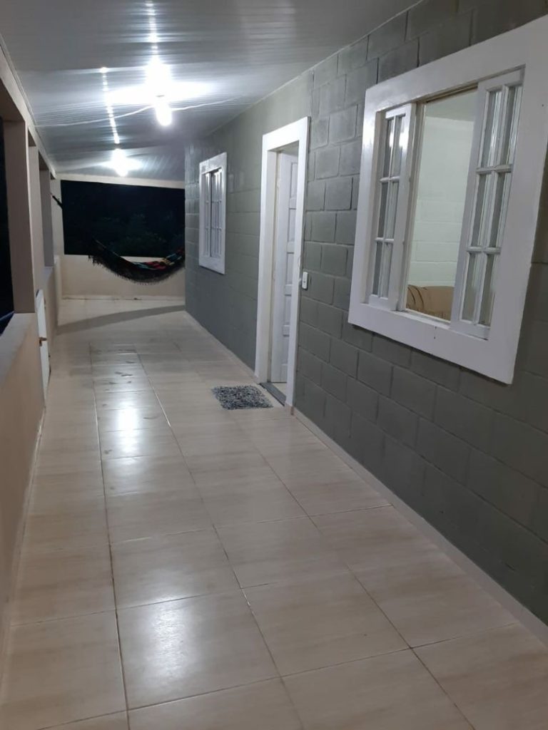 Oportunidade chácara pronta com água para sua família . Oportunidade chácara pronta com água para sua família .