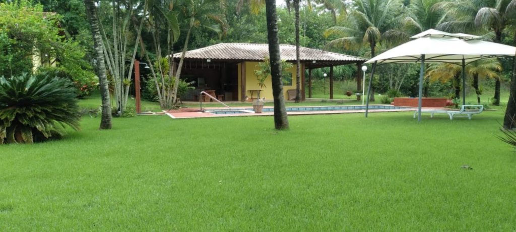 Luxuoso Sítio com Área de Lazer Completa