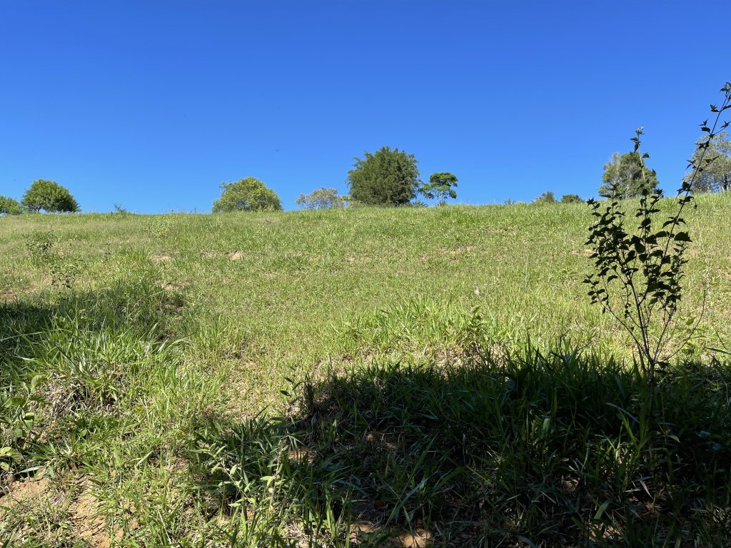 Luxuoso Sítio com Área de Lazer Completa