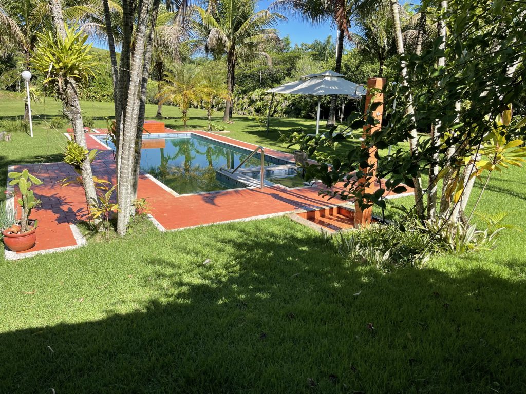 Luxuoso Sítio com Área de Lazer Completa