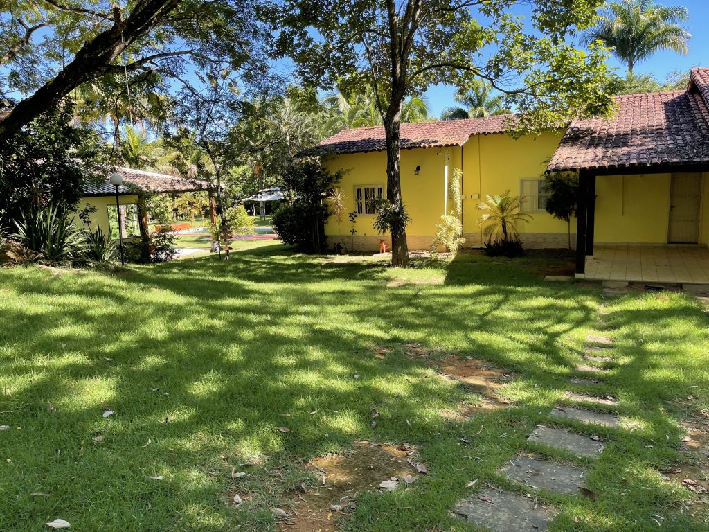 Luxuoso Sítio com Área de Lazer Completa
