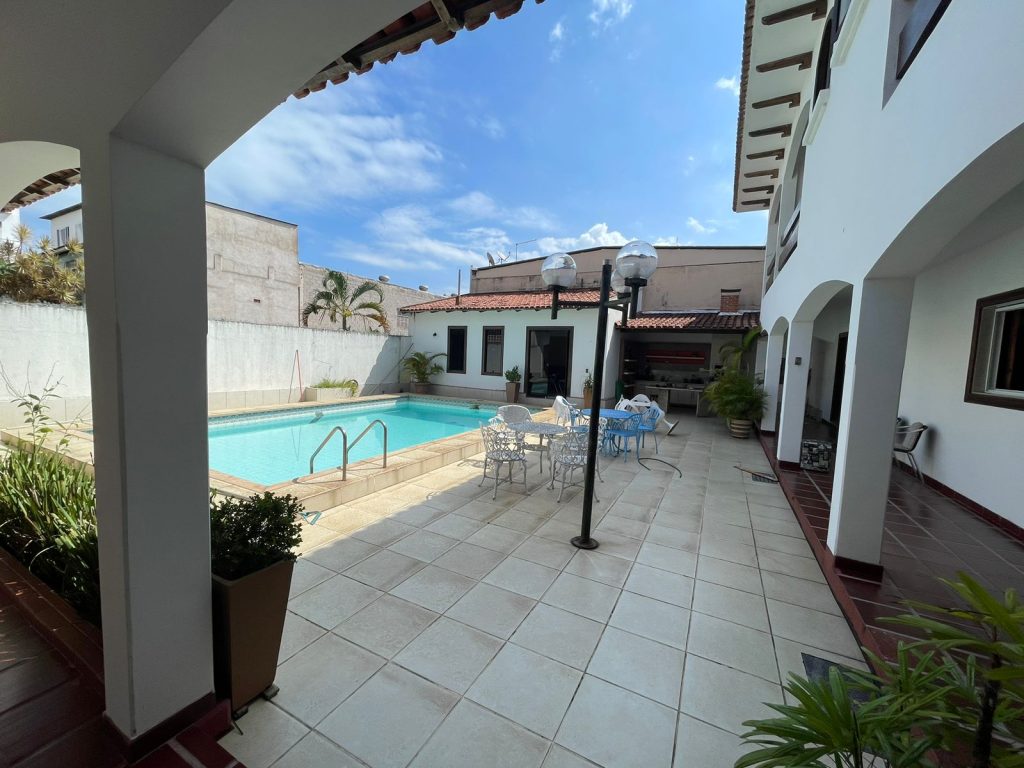 Casa 04 suítes em Muquiçaba – Com área de lazer – Ótima localização Casa 04 suítes em Muquiçaba – Com área de lazer – Ótima localização