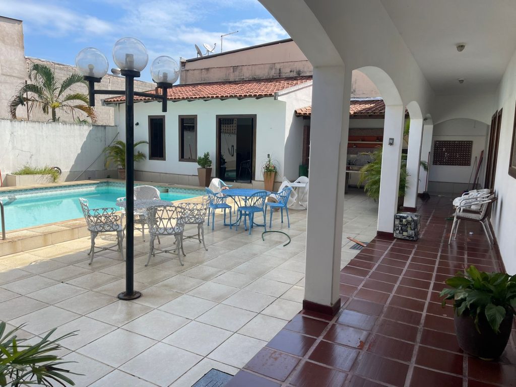Casa 04 suítes em Muquiçaba – Com área de lazer – Ótima localização Casa 04 suítes em Muquiçaba – Com área de lazer – Ótima localização