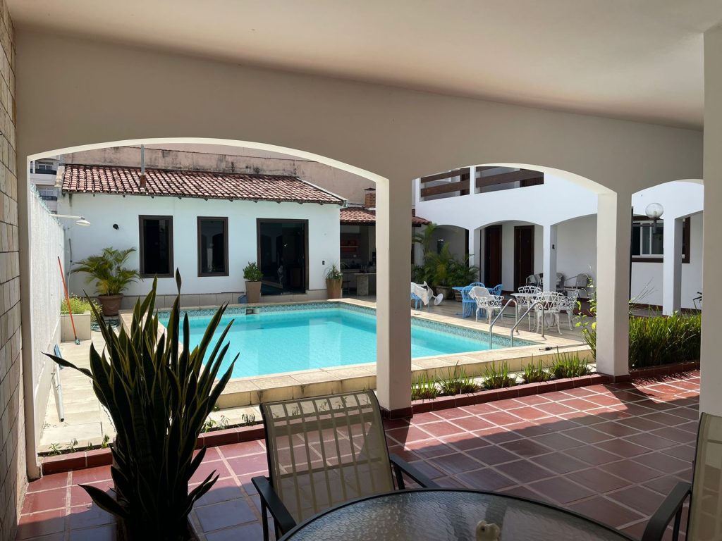 Casa 04 suítes em Muquiçaba – Com área de lazer – Ótima localização Casa 04 suítes em Muquiçaba – Com área de lazer – Ótima localização
