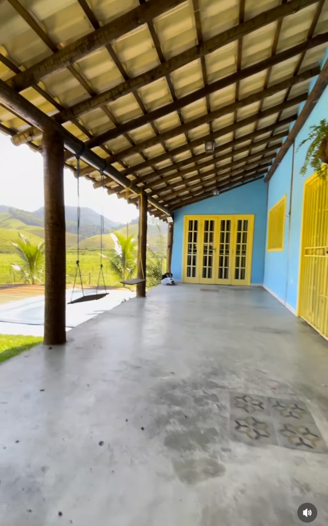 Linda chácara toda linear com aproveitamento total Linda chácara toda linear com aproveitamento total