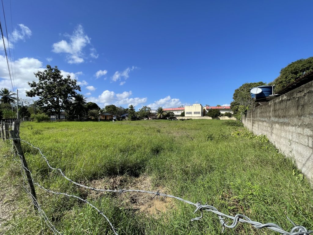 Linda área em comunidade Rural com grande crescimento Linda área em comunidade Rural com grande crescimento