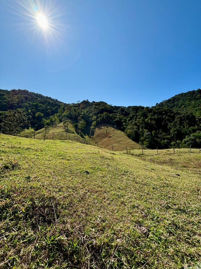 Linda área com uma vista maravilhosa Linda área com uma vista maravilhosa