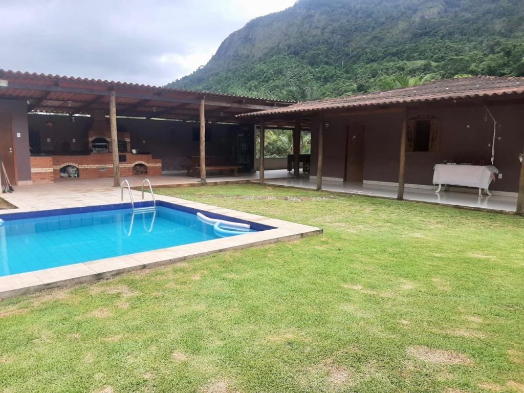 Lindo sitio em santa Leopoldina 25 mil m2