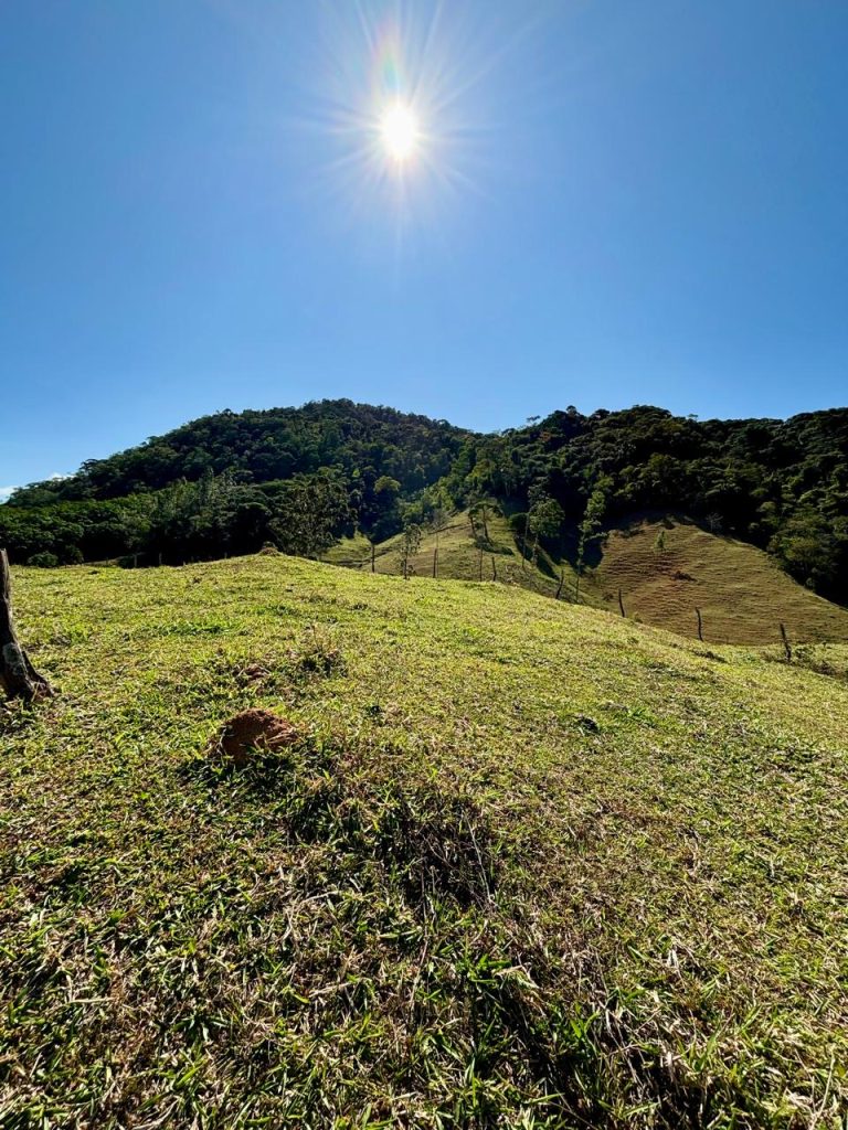 Linda área com uma vista maravilhosa Linda área com uma vista maravilhosa