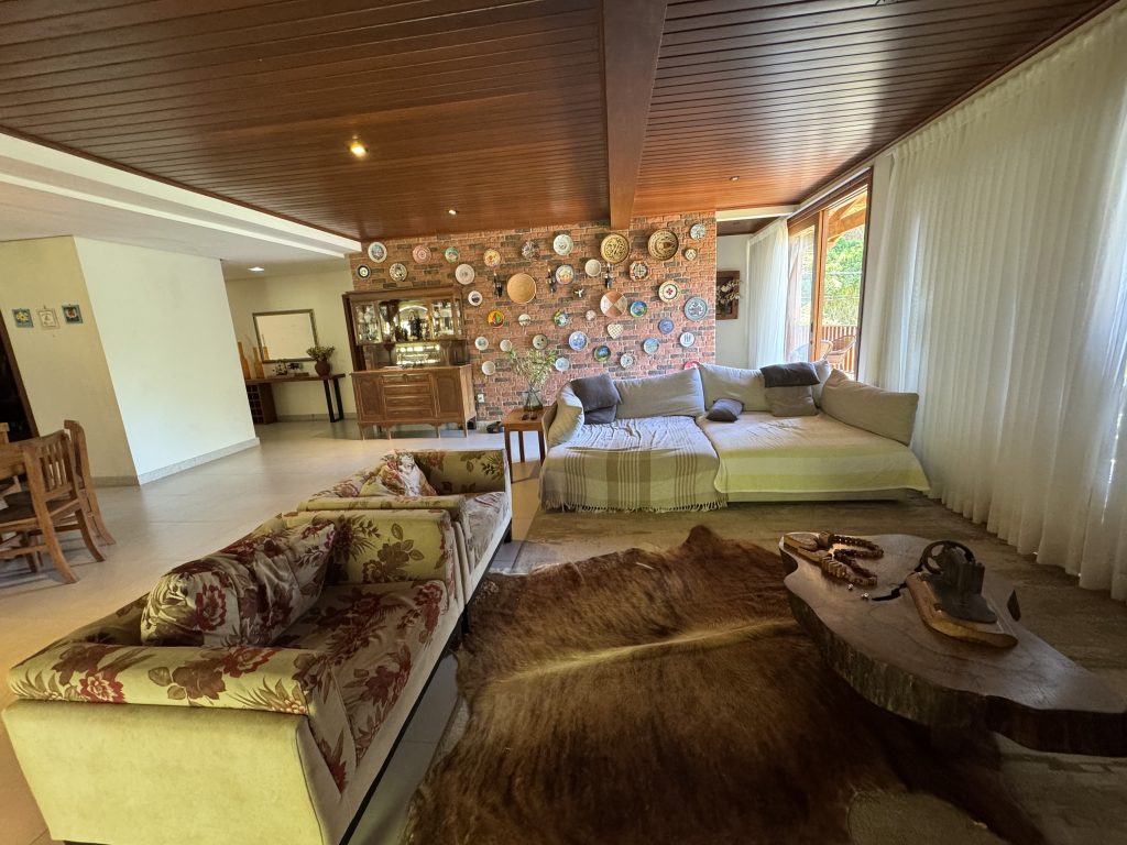 Linda casa em condomínio fechado Buenos Aires