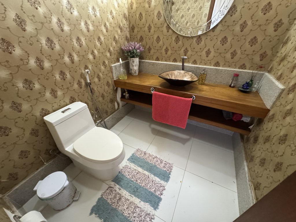 Linda casa em condomínio fechado Buenos Aires