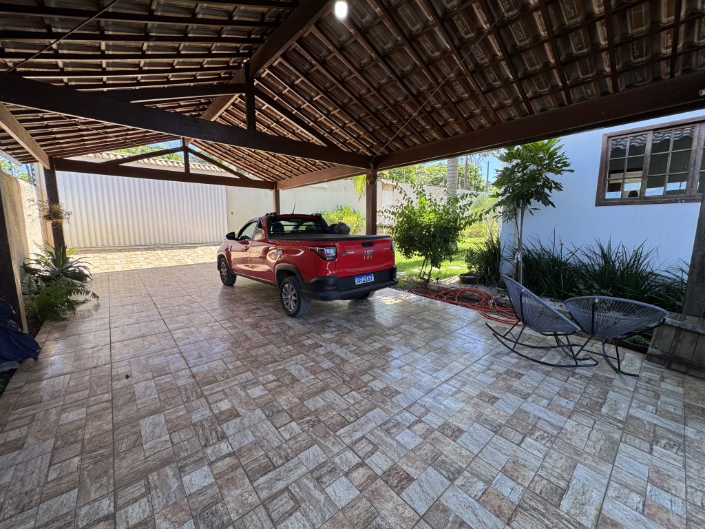 Luxuosa chácara com fino acabamento e acesso fácil Luxuosa chácara com fino acabamento e acesso fácil
